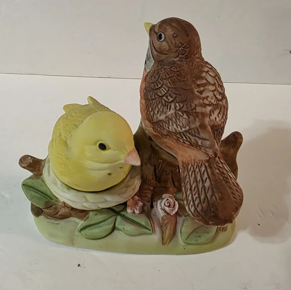 Vtg Birds On Nest Salt Pepper Shaker Set #244